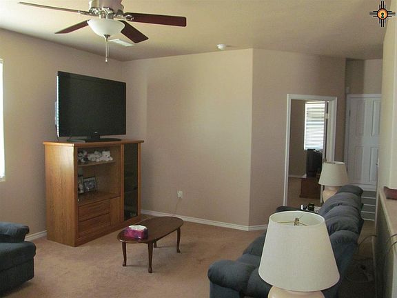 2nd image of 701 N 11th St