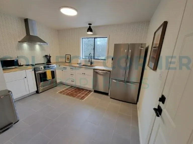 285 Crepe Myrtle Cir — Photo 4