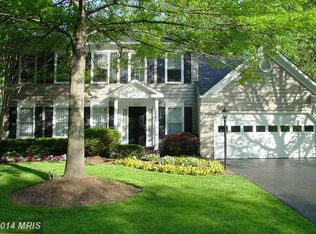 9687 S Run Oaks Dr, Fairfax Station, VA 22039