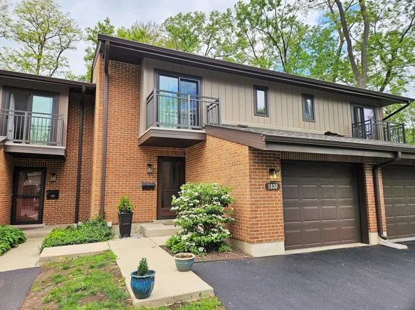 1830 Chestnut Ave Unit 1830, Glenview, IL 60025
