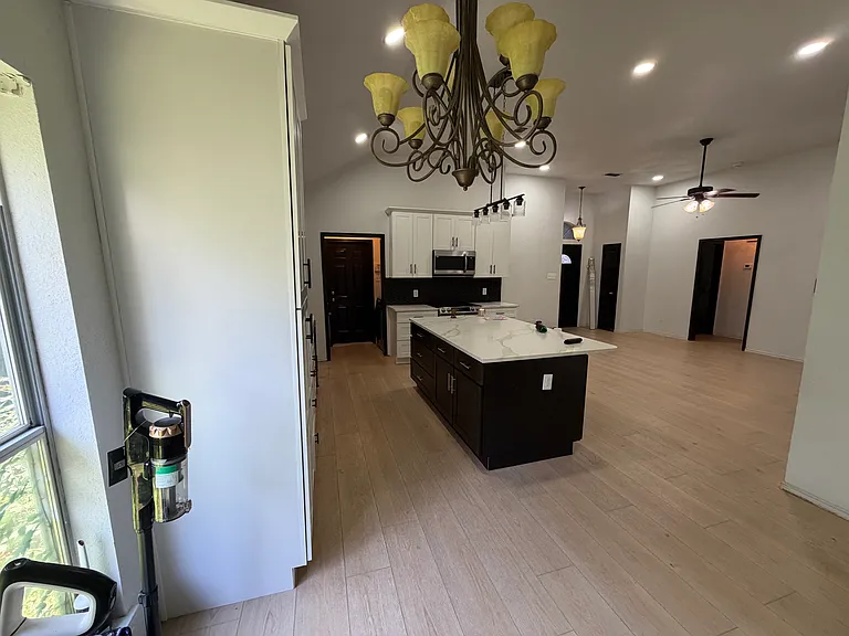 2107 Ridgecliff Dr — Photo 8