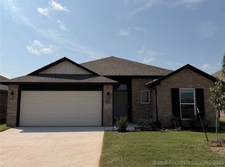 10894 S 271st East Ave, Coweta, OK 74429