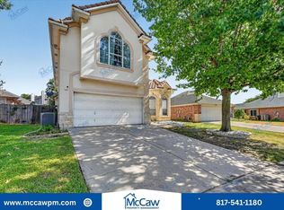 8728 Lariat Cir, Fort Worth, TX 76244