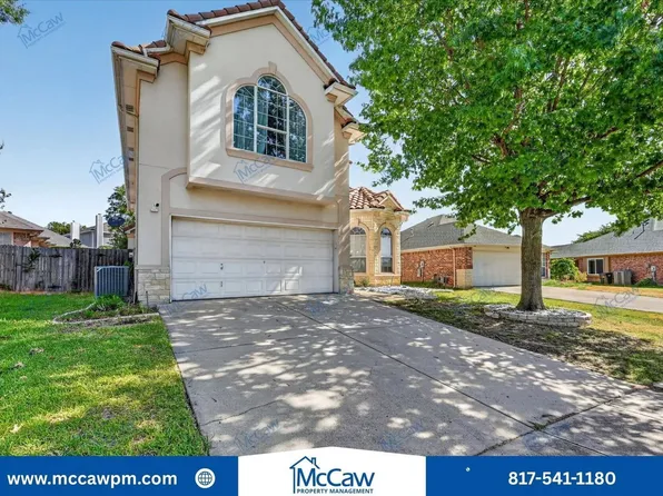 8728 Lariat Cir, Fort Worth, TX 76244