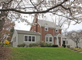 615 Greenbrier Dr, Silver Spring, MD 20910