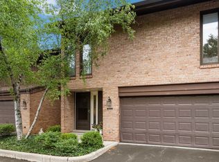 1809 Wildberry Dr UNIT 31-B, Glenview, IL 60025