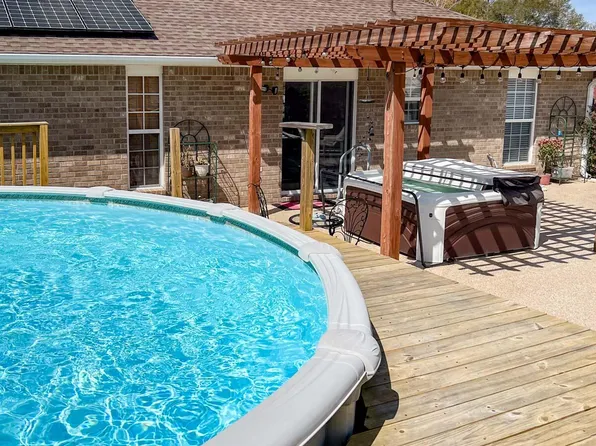 5213 Moore Loop, Crestview, FL 32536