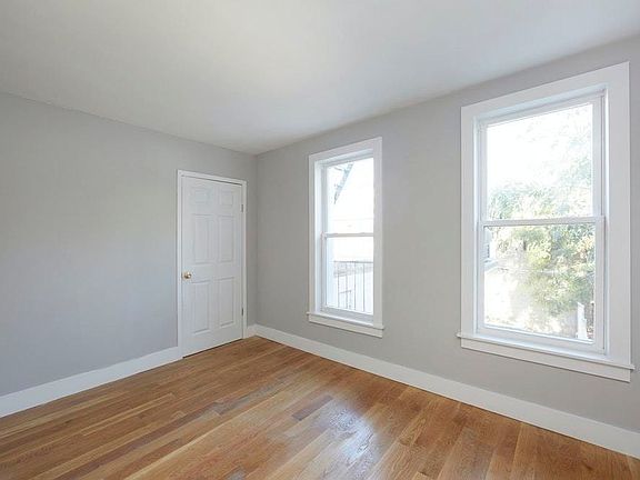 2nd image of 197 Johnson Ave #C