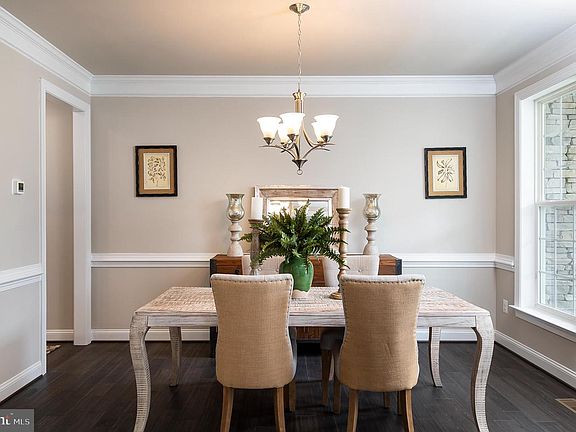 5th image of 4468 Ilchester Rd