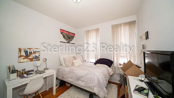 Rented by Sterling Realty Solution Inc | media 11