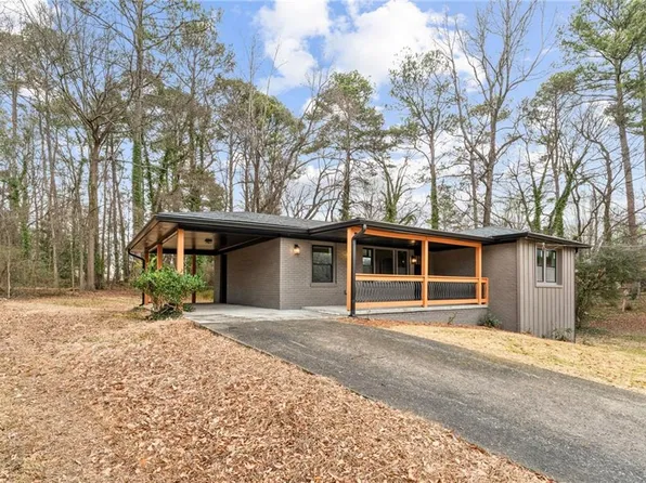 2749 Lincoln Ct NW, Atlanta, GA 30318