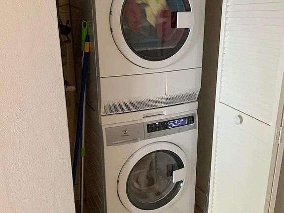 4th image of 7483 SW 82nd St #303A