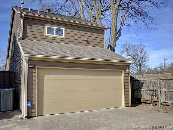 3rd image of 5120 S Columbia Ct