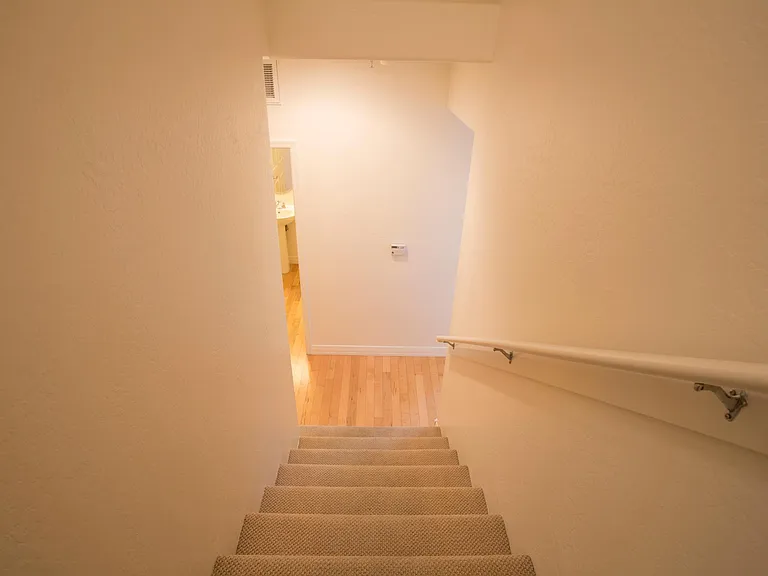 615 E Portland St — Photo 6