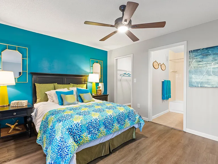 Bedroom with Walk-In Closet & En Suite