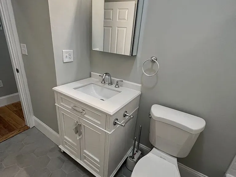 74 Pearl St #3 — Photo 11