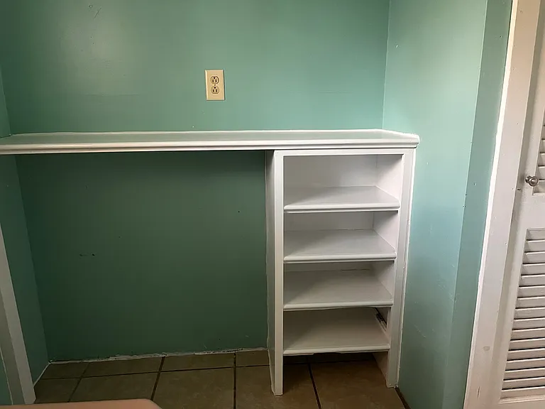 53 N Columbine Ave — Photo 7