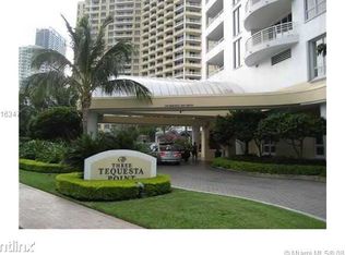 848 Brickell Key Drive, MIAMI, FL 33131
