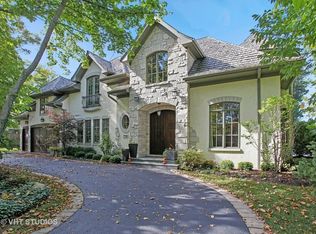 2788 Roslyn Ln, Highland Park, IL 60035