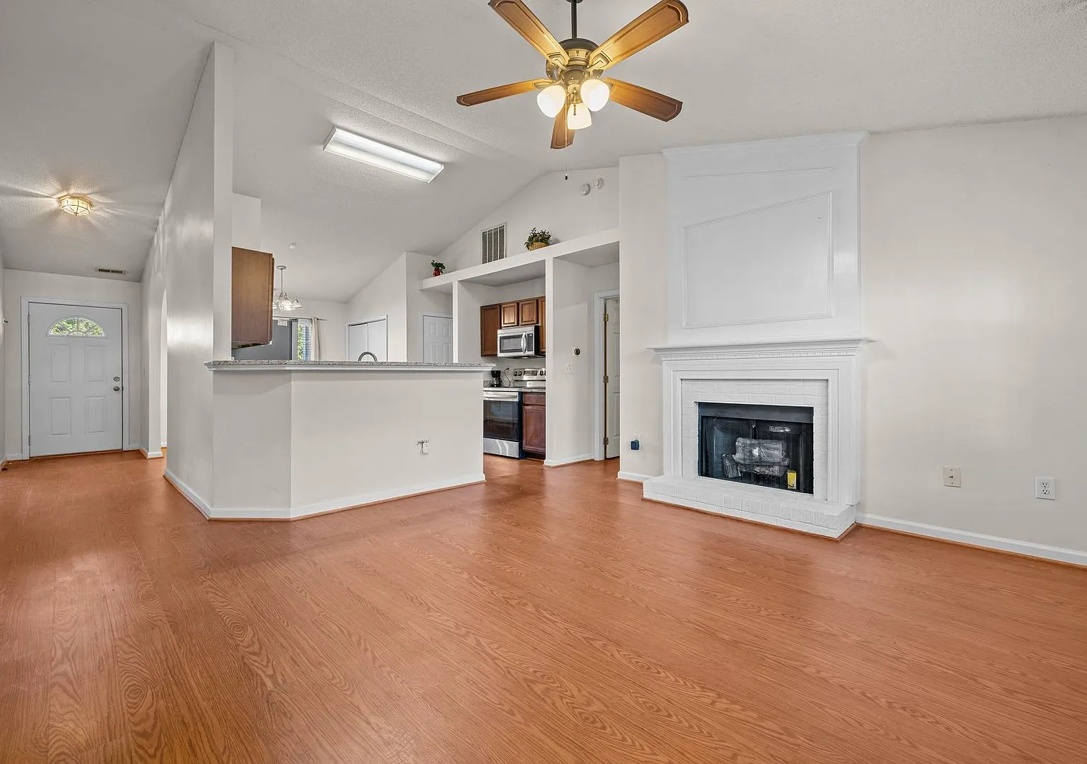 Charming Brick Ranch Cozy & Updated! — Photo 2