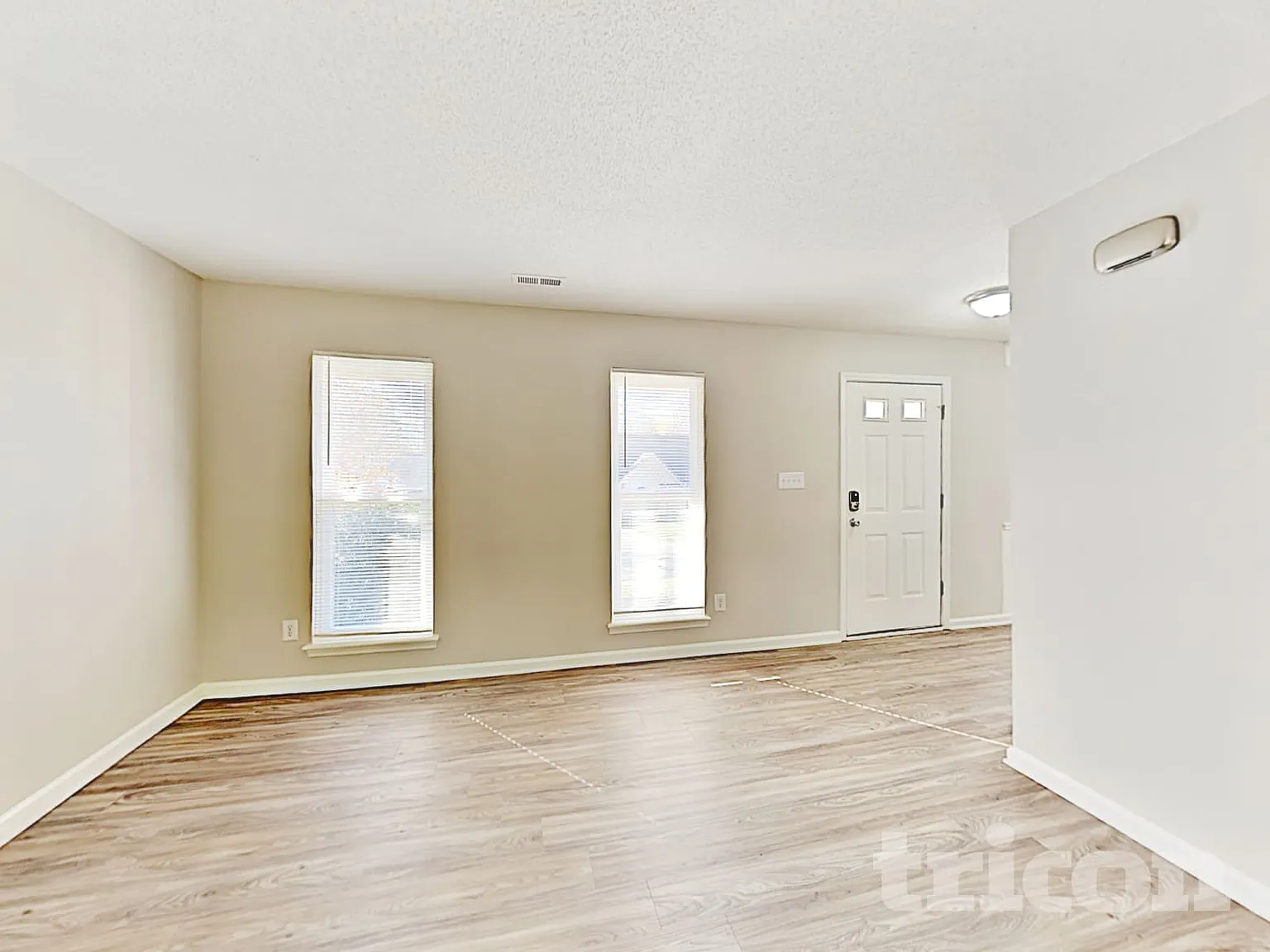 8009 Vermilion Drive Charlotte NC — Photo 4