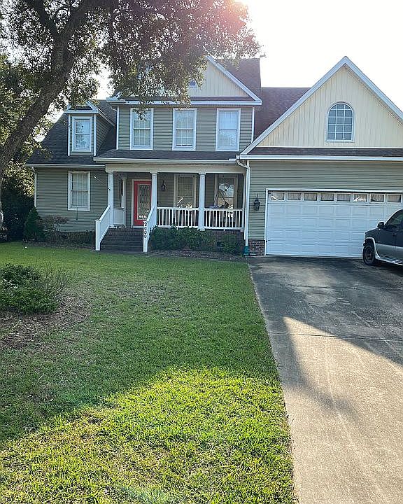 2nd image of 2600 S Compass Ln