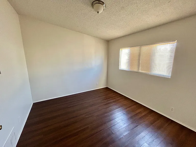 5920 Golden West Ave — Photo 5
