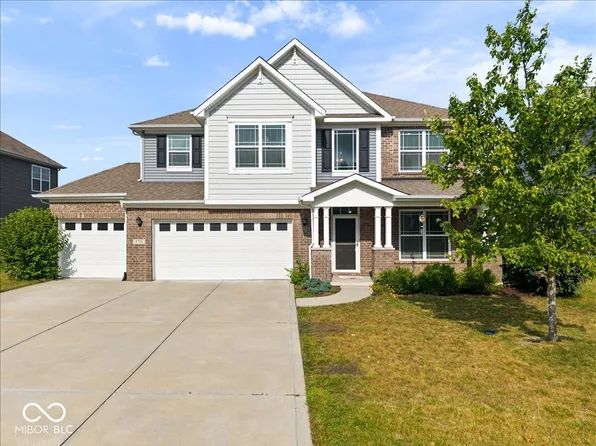 8780 Castleblaney Dr, Brownsburg, IN 46112