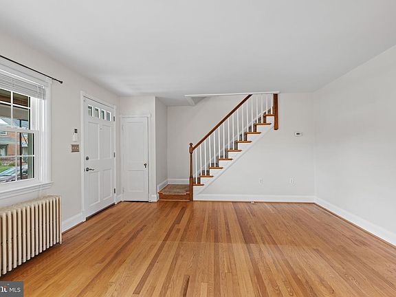 3rd image of 32 S Prospect Ave