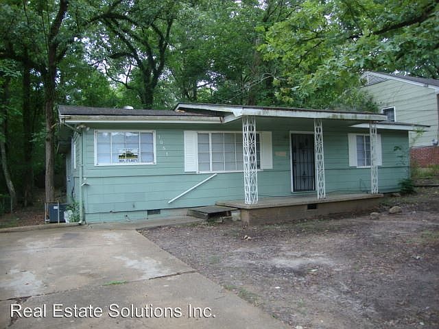 1st image of 1051 Glen Erin St