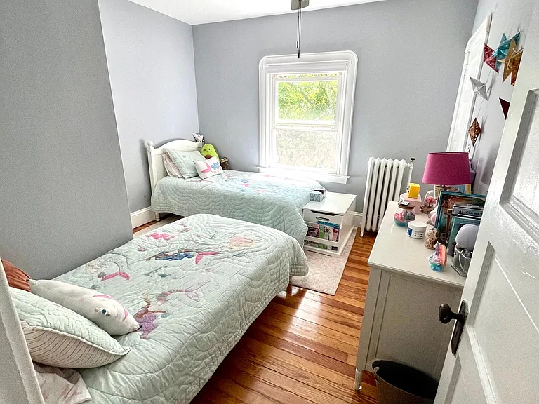 12 Bedlow Ave — Photo 25
