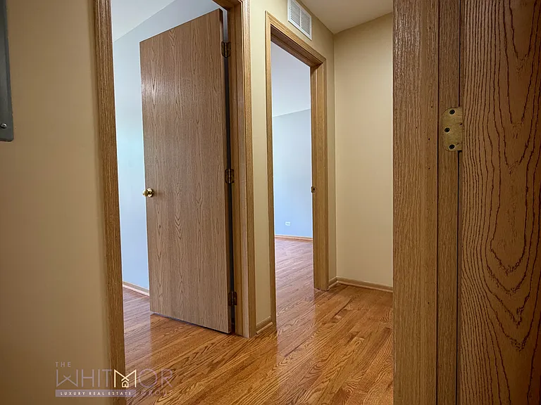 9304 S Paxton Ave #2 — Photo 17