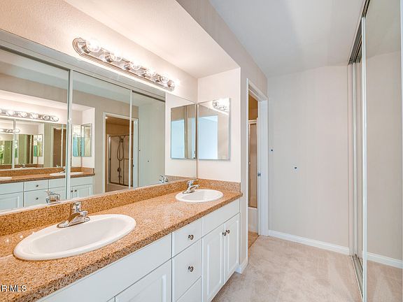 4th image of 21450 Burbank Blvd APT 315