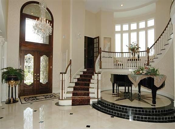 2nd image of 3015 Acorn Wood Way
