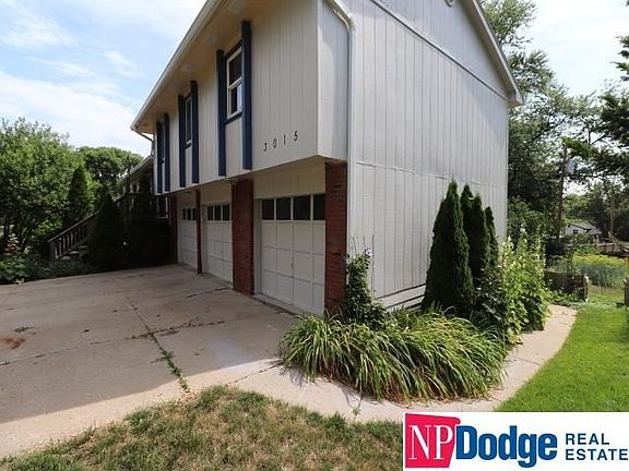 2nd image of 3015 S 119th St