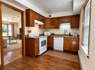 3118 Harvey St APT 1, Madison, WI 53705