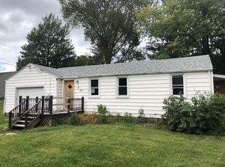 201 Vintage St, Lapaz, IN 46537