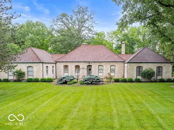 517 S Elliott Acres Dr, Muncie, IN 47302