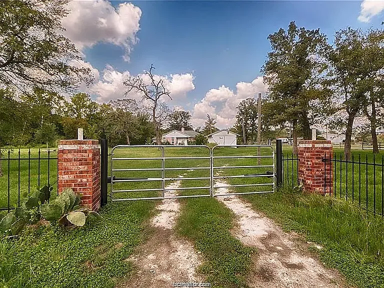 6353 FM 1361 — Photo 1
