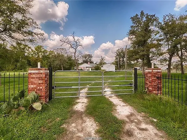 6353 Fm 1361, Snook, TX 77878