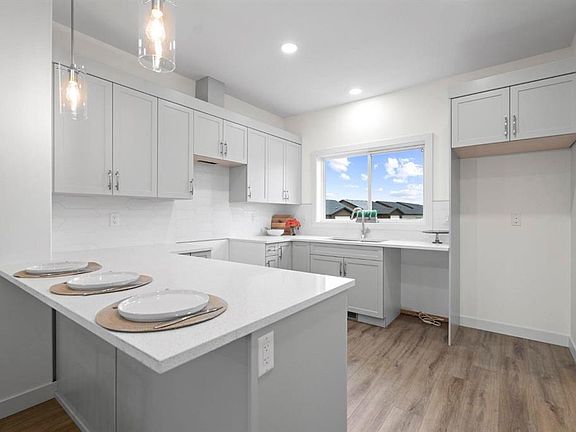 4th image of 7309A W 44b Ave