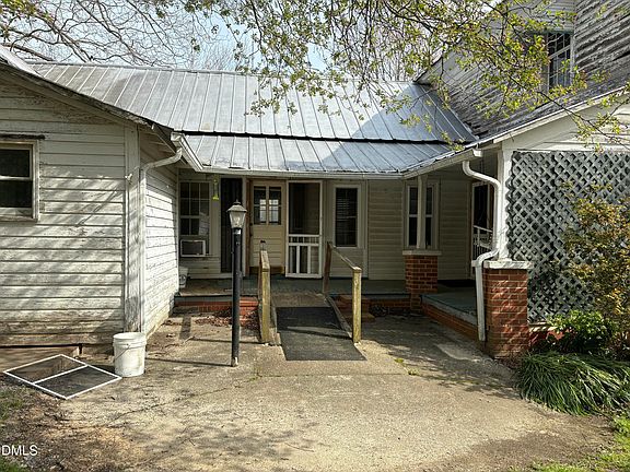 2nd image of 1204 Winfred Brady Rd