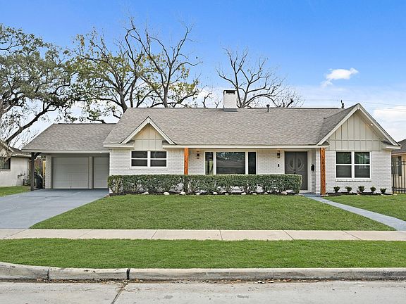2nd image of 3011 Freshmeadows Dr