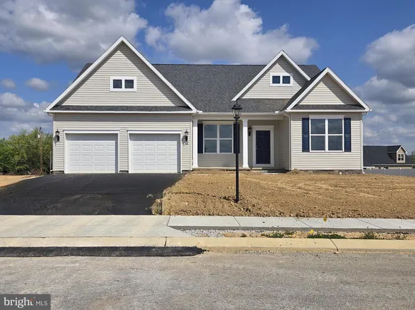 65 Flint Dr Lot 54, Hanover, PA 17331
