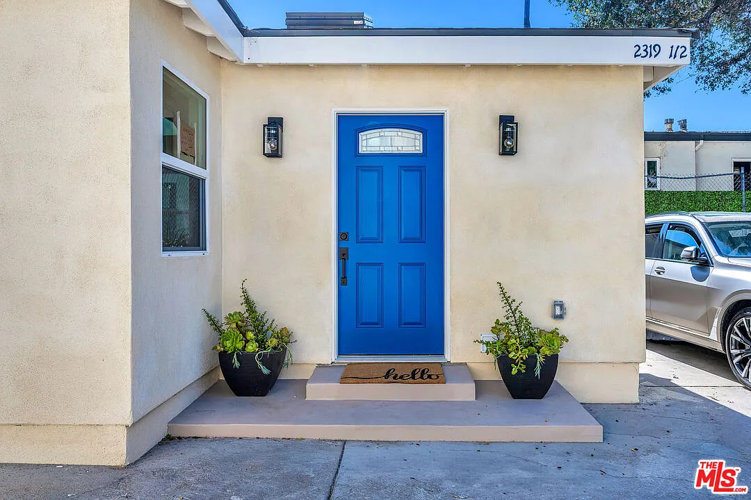1 bed, 1.0 bath, 460 sqft, $2,999 — Photo 3