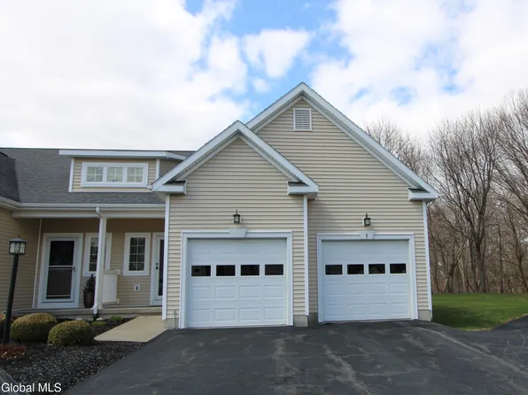 7 Jordan Point Drive, Troy, NY 12180