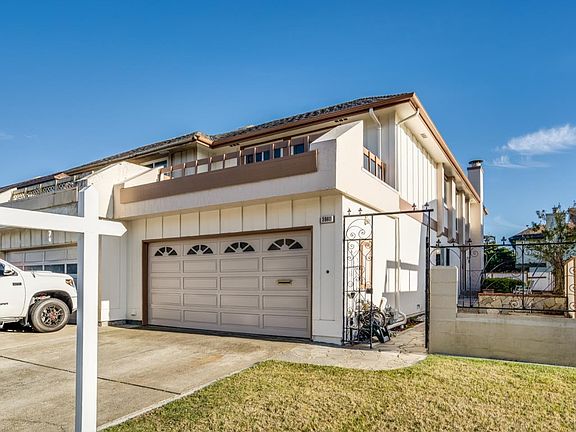 3rd image of 3860 Carter Dr