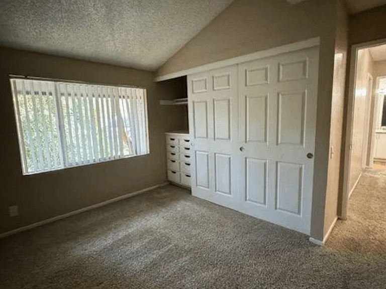 Hidden Creek Apartments — Photo 147