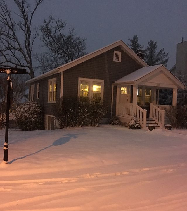 1st image of 2137 Oak Dr