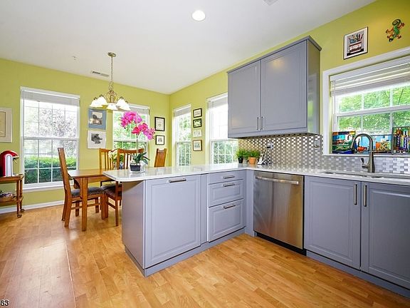 2nd image of 3104 Avery Ct